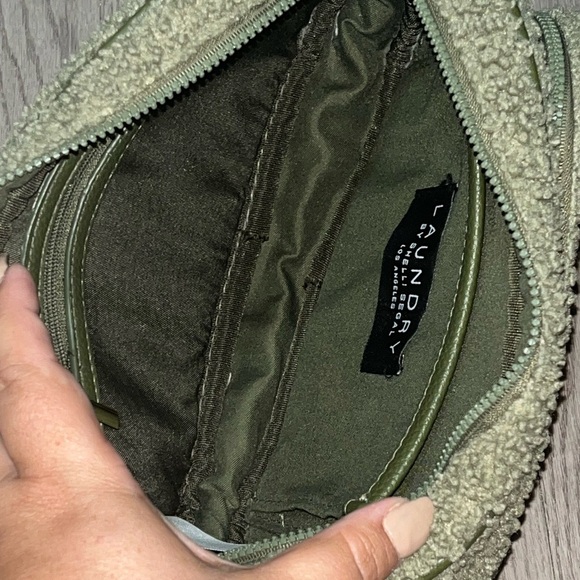 Laundry by Shelli Segal Green Sherpa Crossbody Bag - Picture 6 of 14